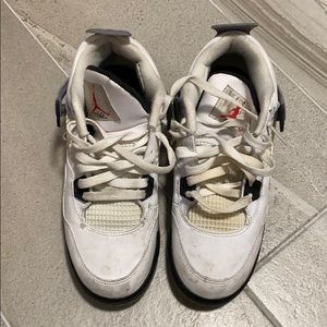 NIKE AIR JORDAN 4 YOUTH SIZE